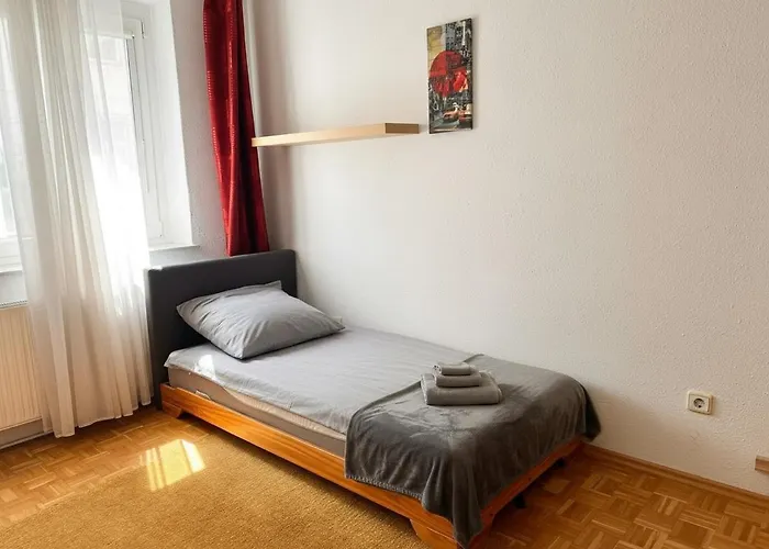 דירה Family & Friends Base For 6- Xxl With Direct Train - 10 Min To And Airport