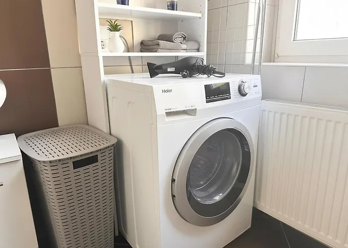 Family & Friends Base For 6- Xxl With Direct Train - 10 Min To And Airport דירה וינה